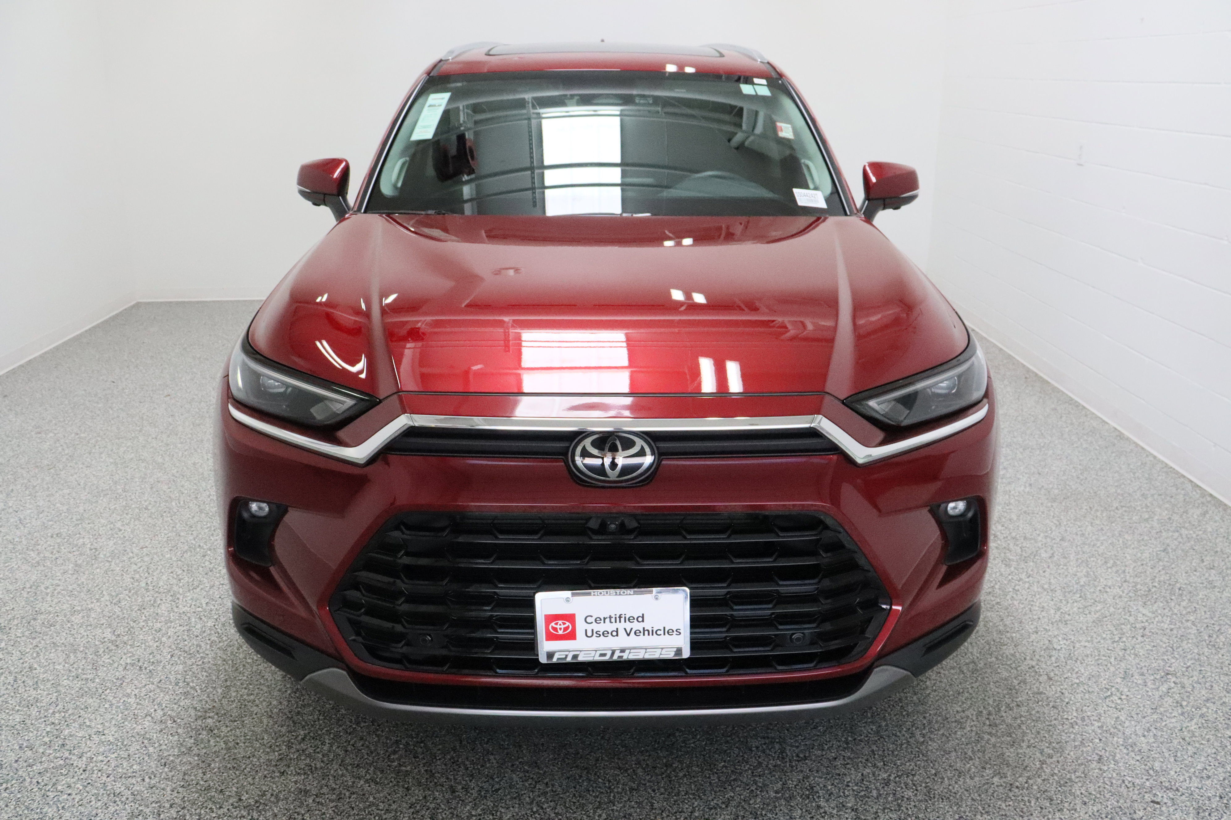 Used 2025 Toyota Grand Highlander AWD Hybrid image 3