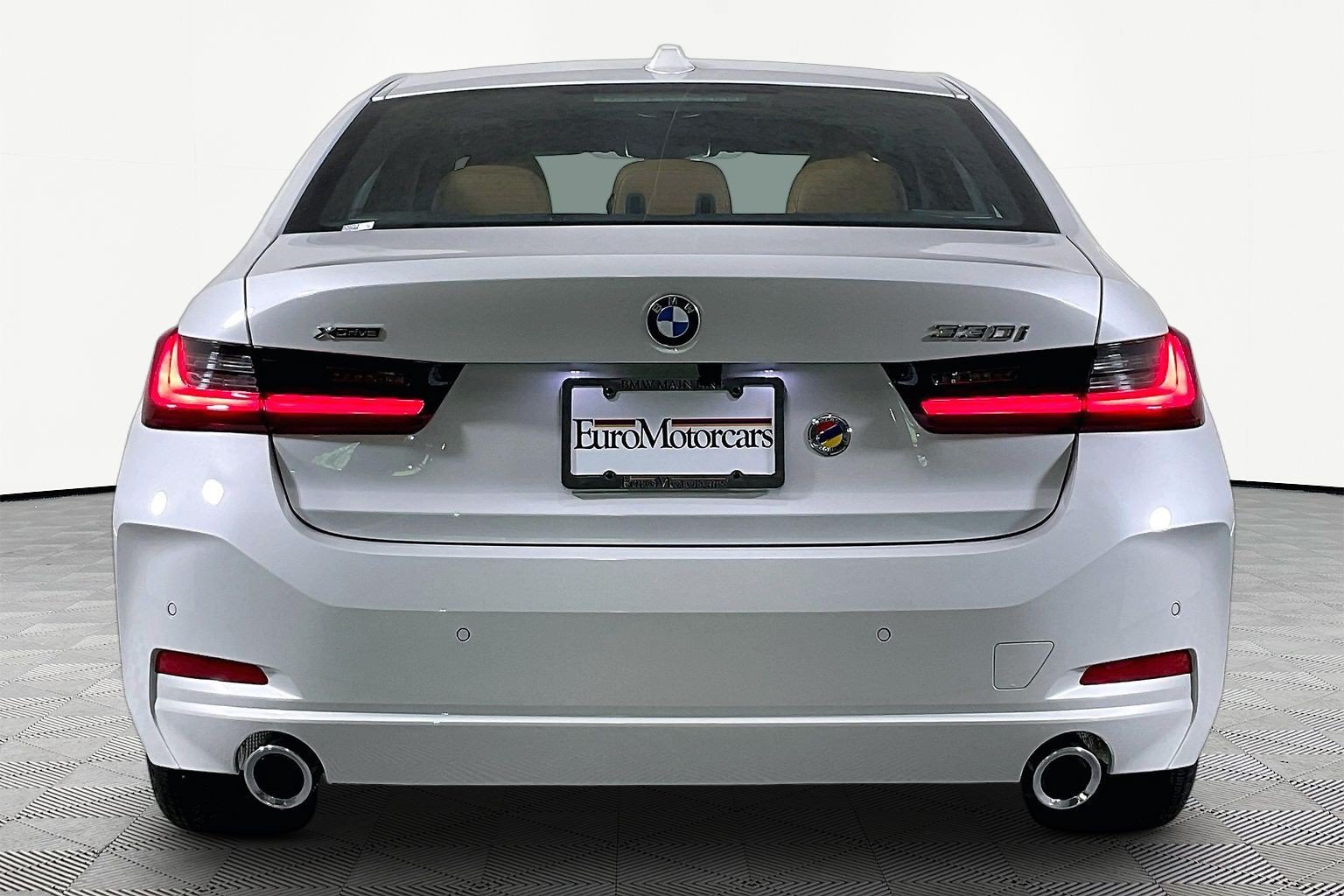 New 2026 BMW 330i xDrive Sedan AWD/4WD image 5