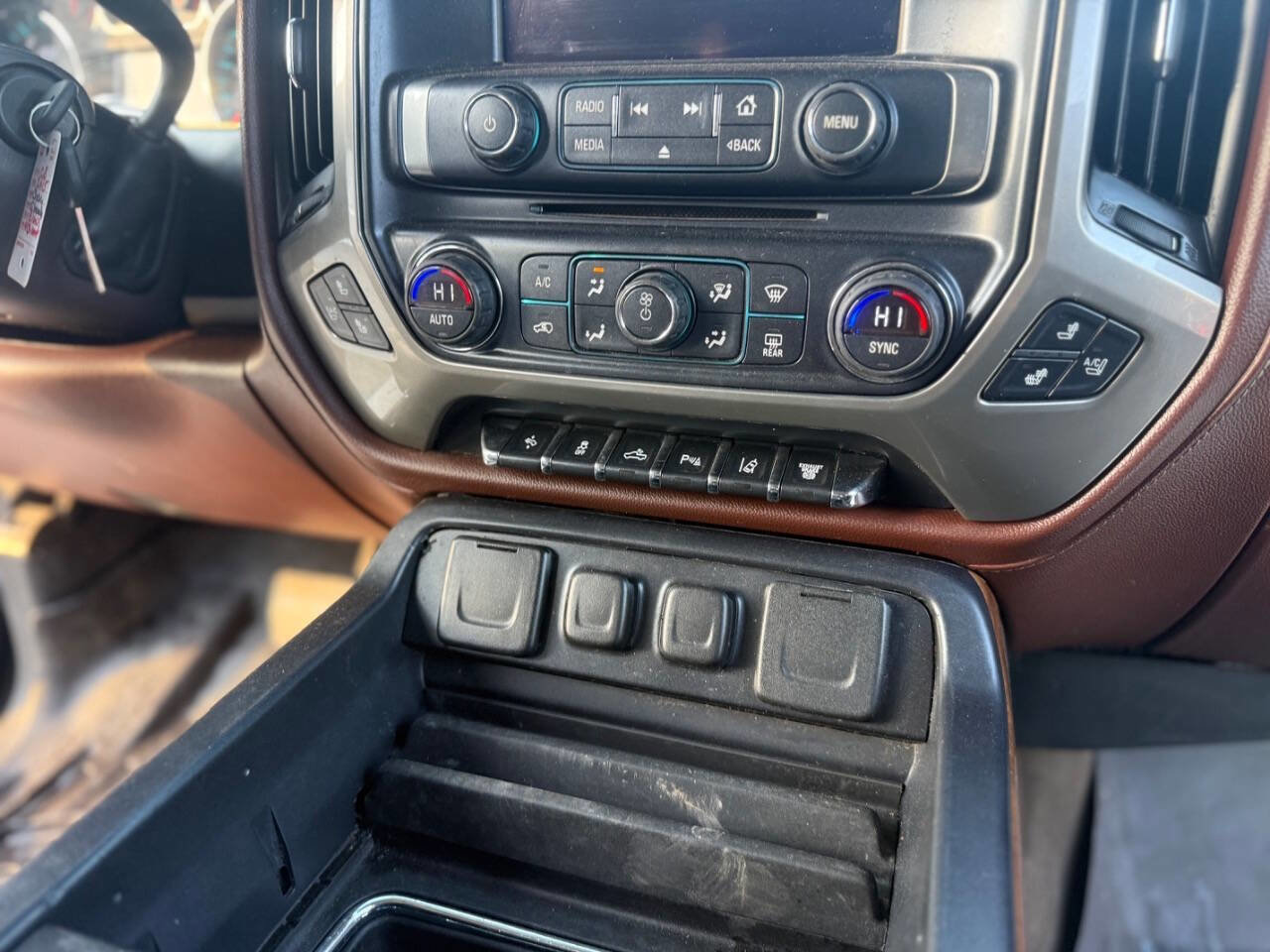 Used 2015 Chevrolet Silverado 2500 High Country image 21