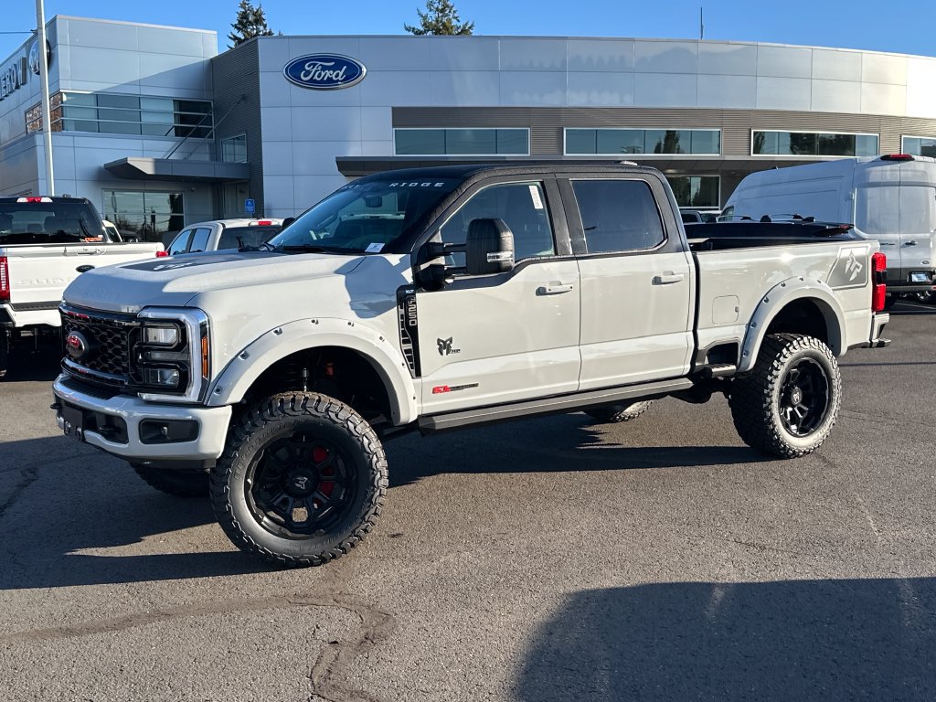 New 2026 Ford F250 XLT w/ XLT Premium Package AWD/4WD image 1