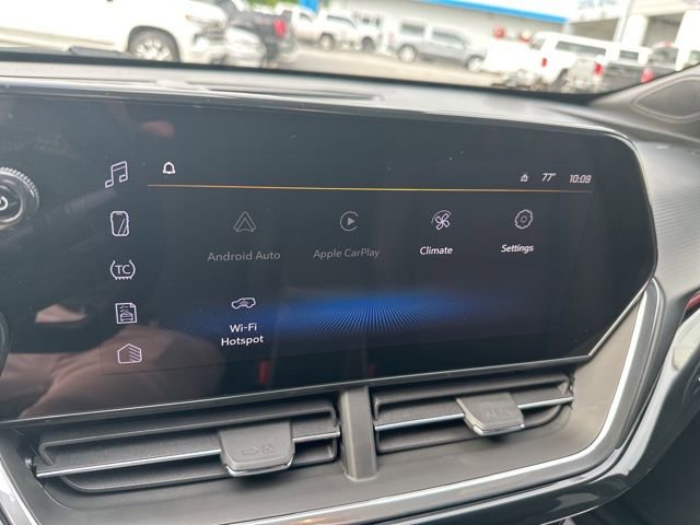 Used 2024 Chevrolet Trax RS image 25