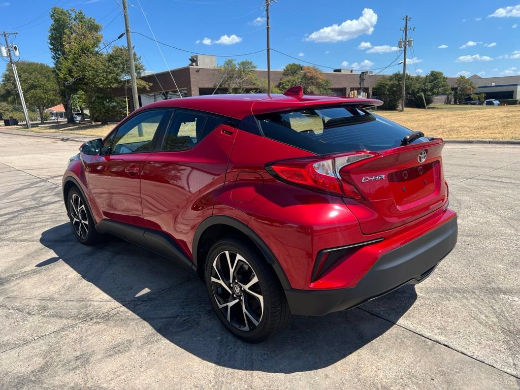 Used 2022 Toyota C-HR XLE FWD image 8