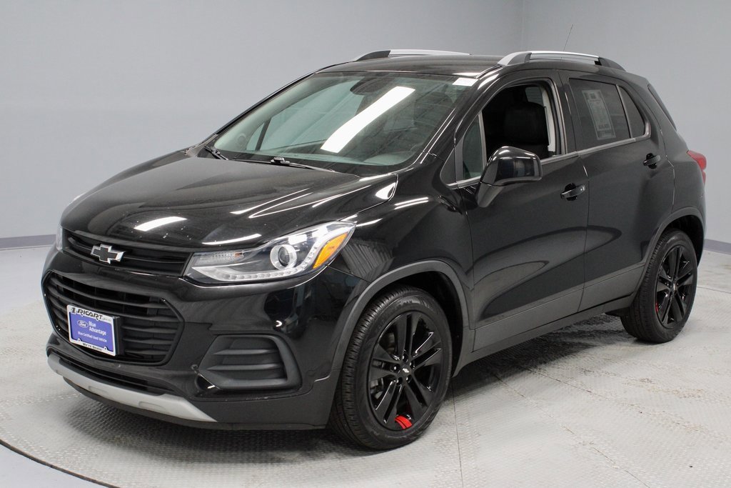 Used 2020 Chevrolet Trax LT w/ Redline Edition image 7