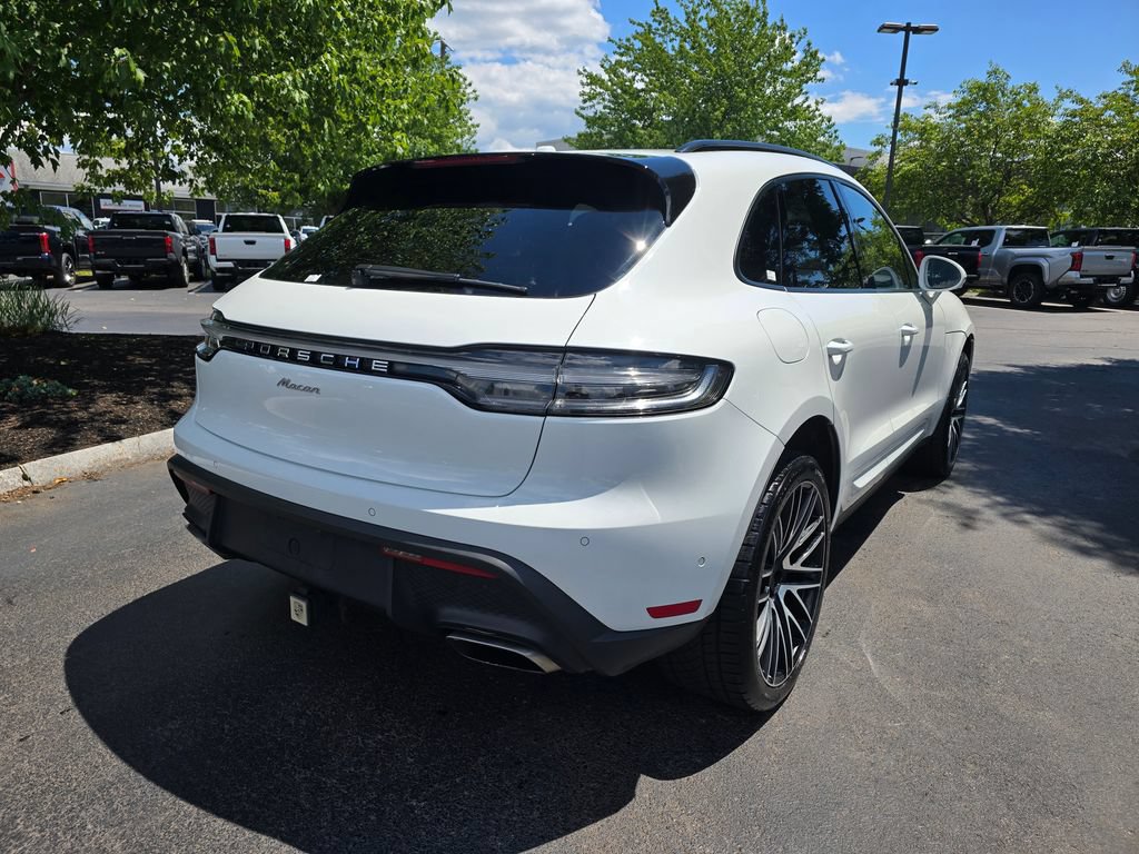 Used 2023 Porsche Macan AWD/4WD image 8