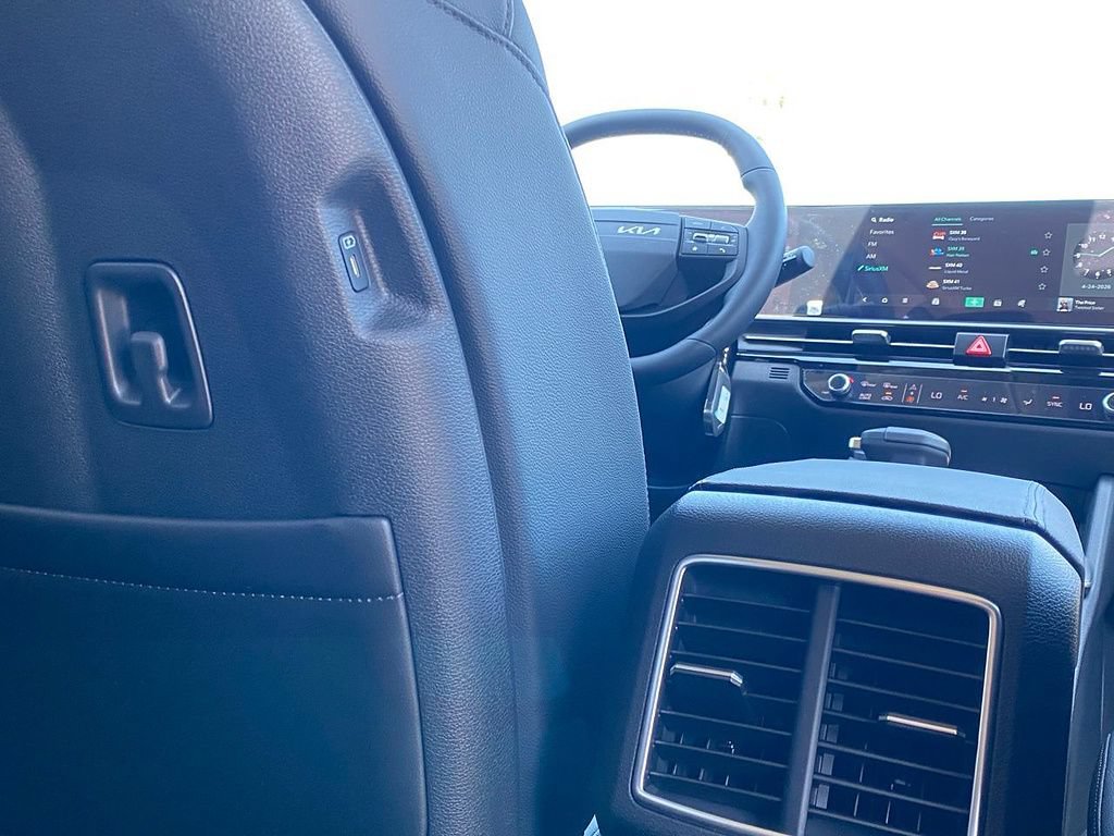 New 2026 Kia Sportage EX FWD image 25