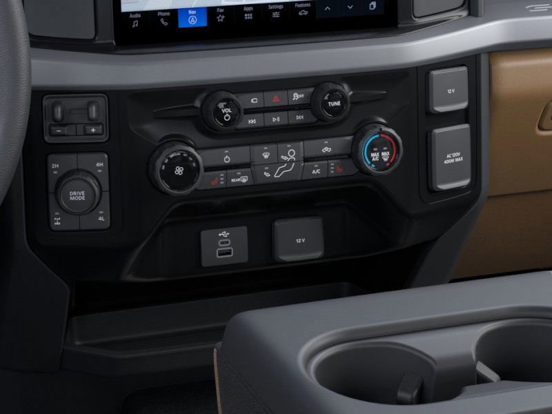 New 2025 Ford F250 XLT w/ Black Appearance Package image 15