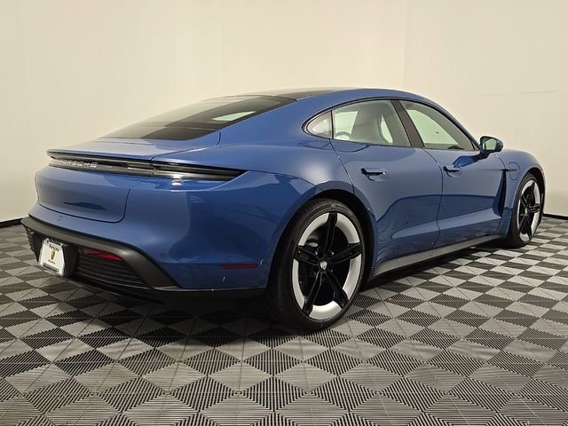 Certified 2025 Porsche Taycan AWD/4WD image 7