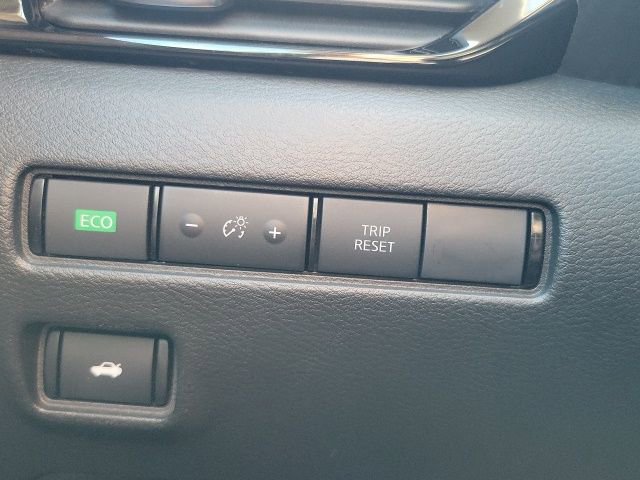 Used 2024 Nissan Sentra SV image 34