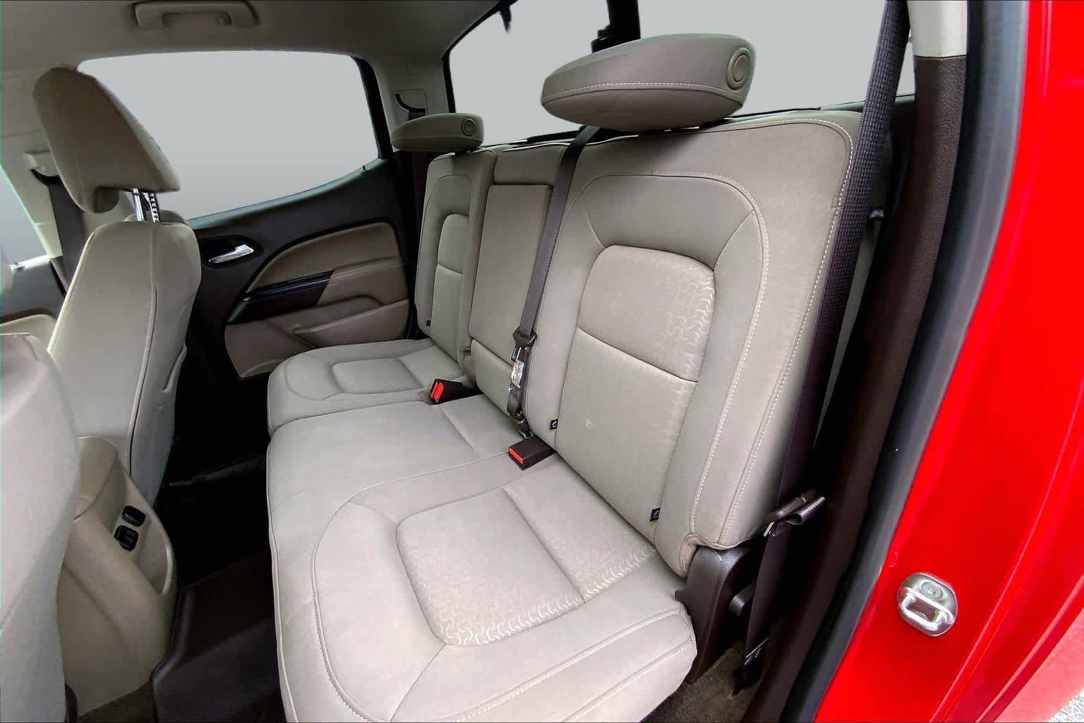 Used 2017 GMC Canyon SLE w/ SLE Convenience Package AWD/4WD image 18