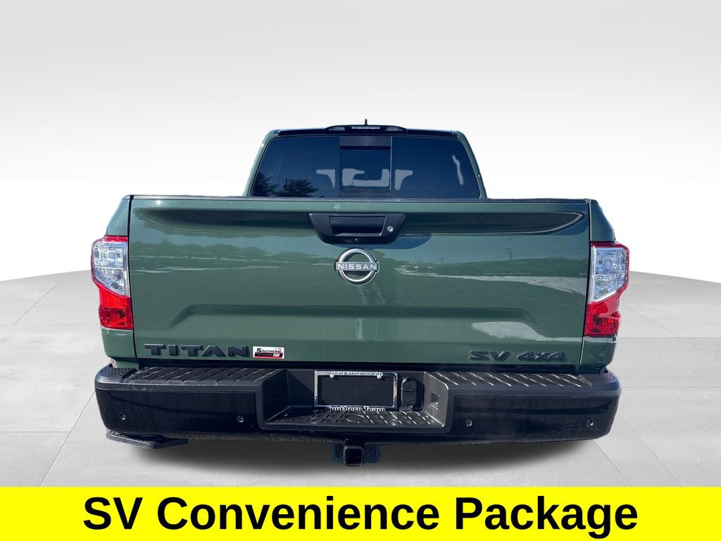 Used 2024 Nissan Titan SV w/ SV Bronze Edition Package image 5