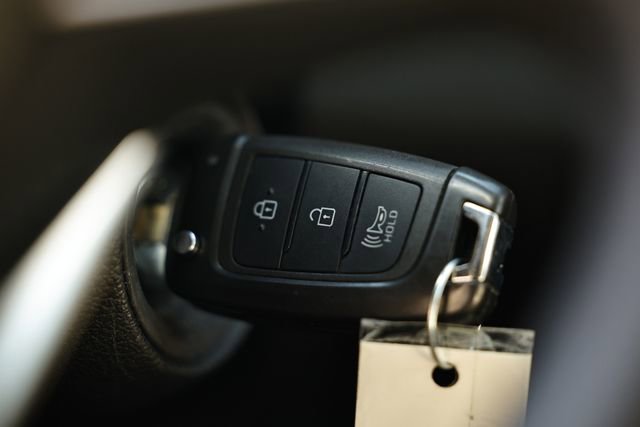 Used 2023 Hyundai Santa Fe SE image 41