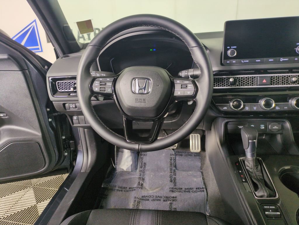 Used 2025 Honda Civic Sport image 17
