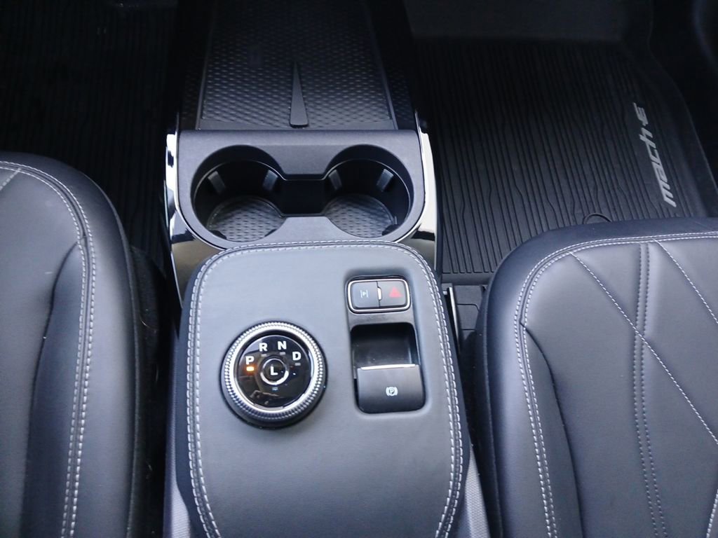 Used 2024 Ford Mustang Mach-E Select image 10