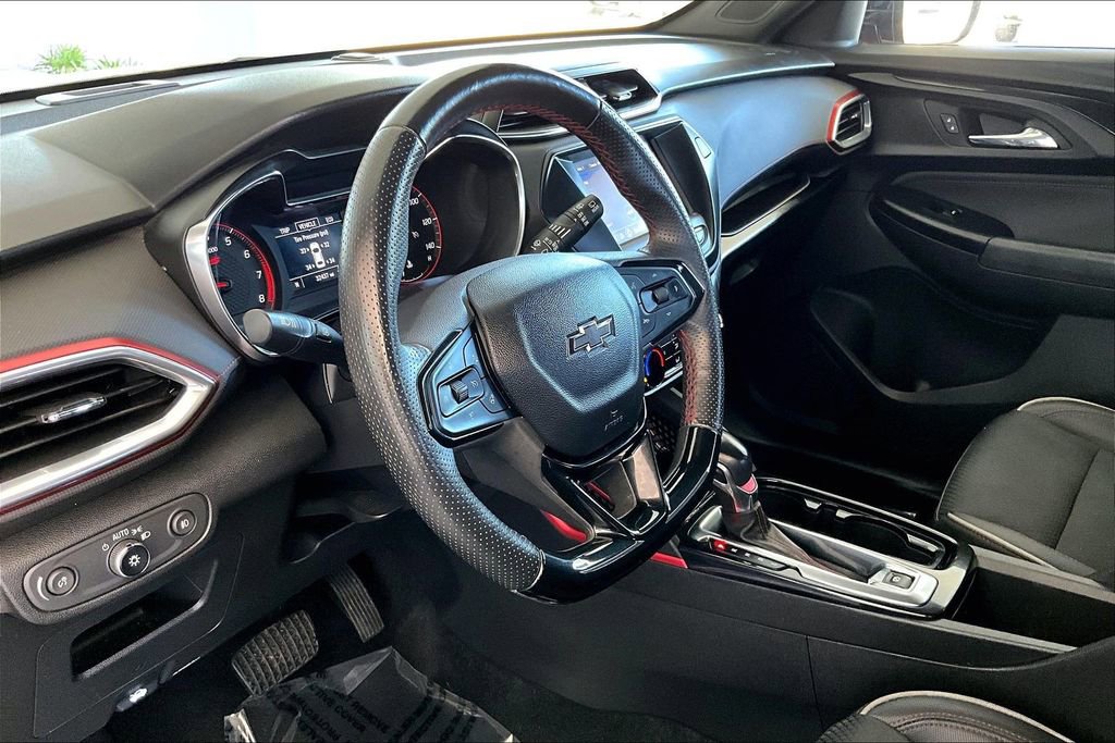 Used 2022 Chevrolet TrailBlazer RS image 17