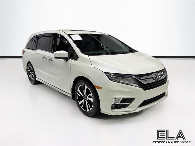 Used 2018 Honda Odyssey Elite image 2
