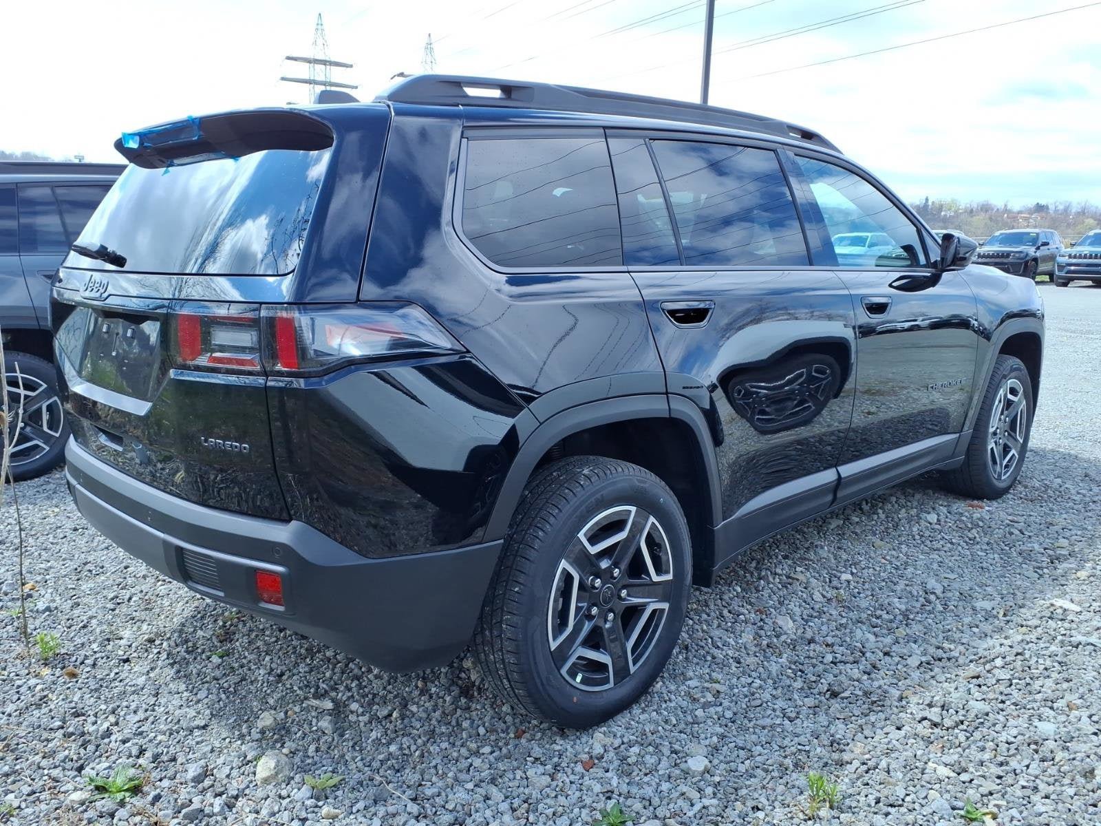 New 2026 Jeep Cherokee Laredo AWD/4WD image 3