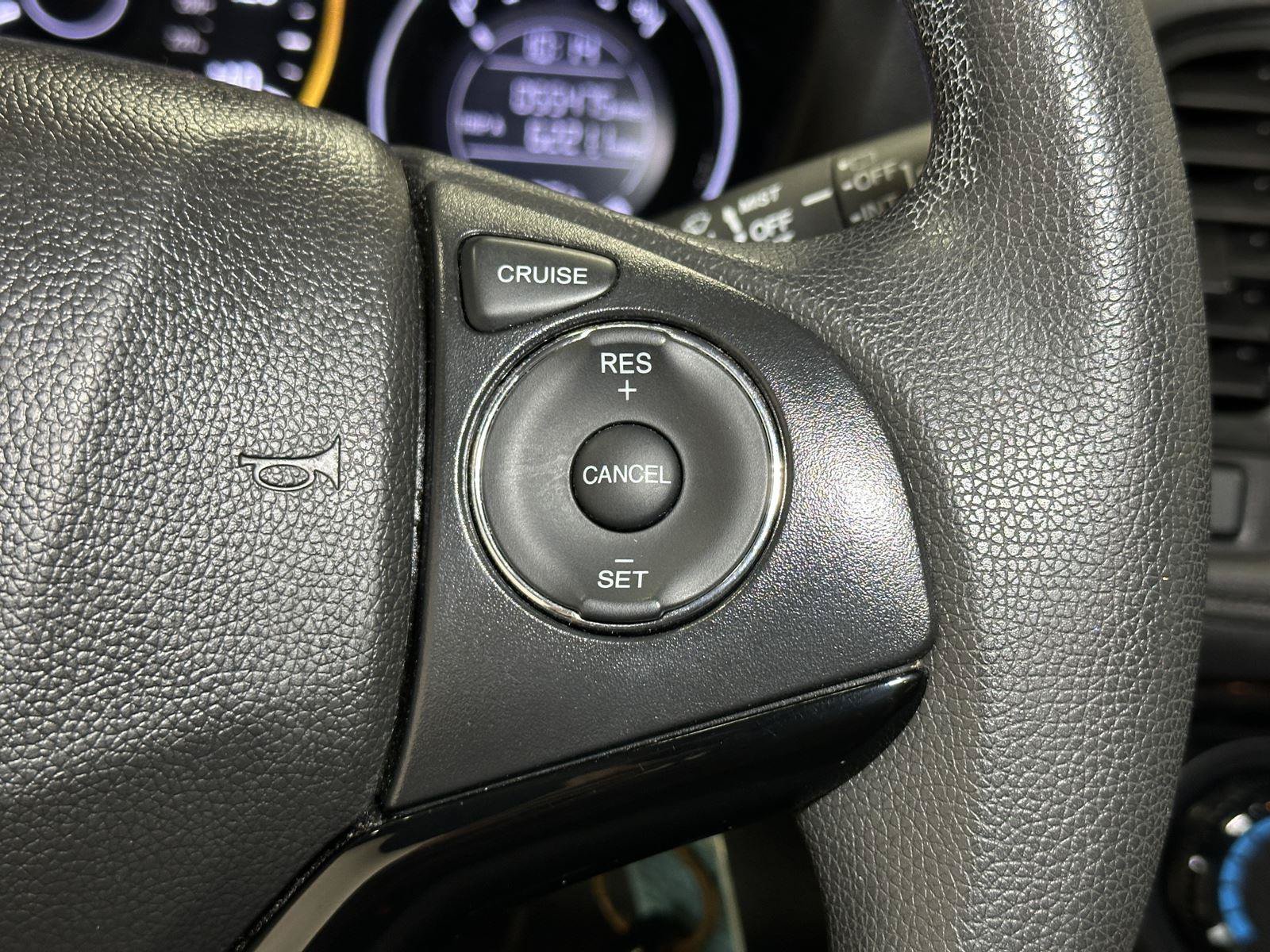 Certified 2022 Honda HR-V LX image 25