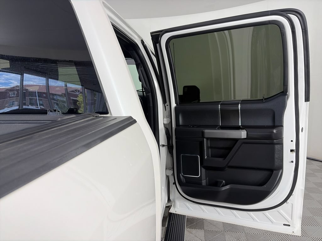 Certified 2018 Ford F150 Platinum w/ Equipment Group 701A Luxury AWD/4WD image 29