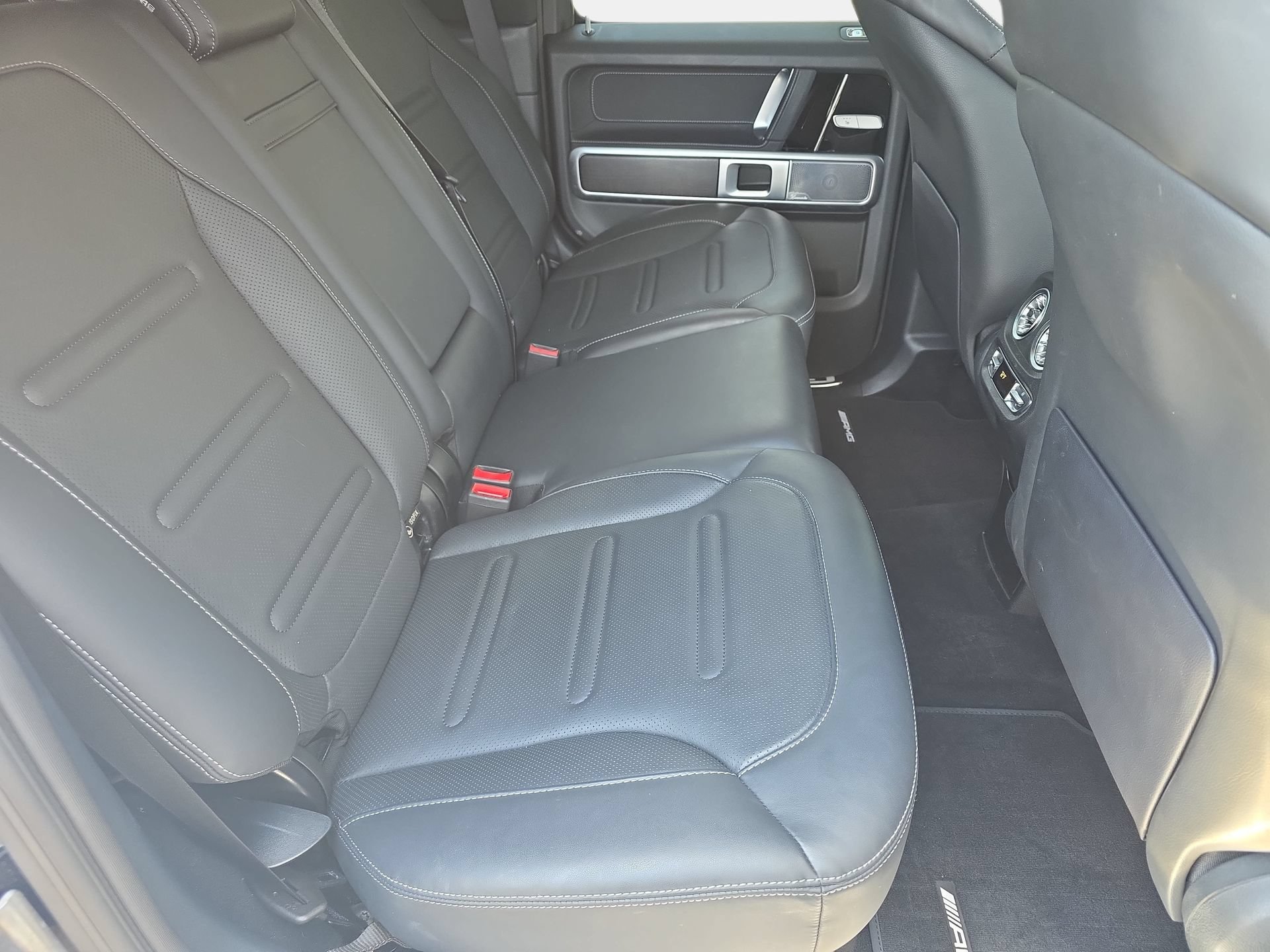 Used 2024 Mercedes-Benz G 550 image 11