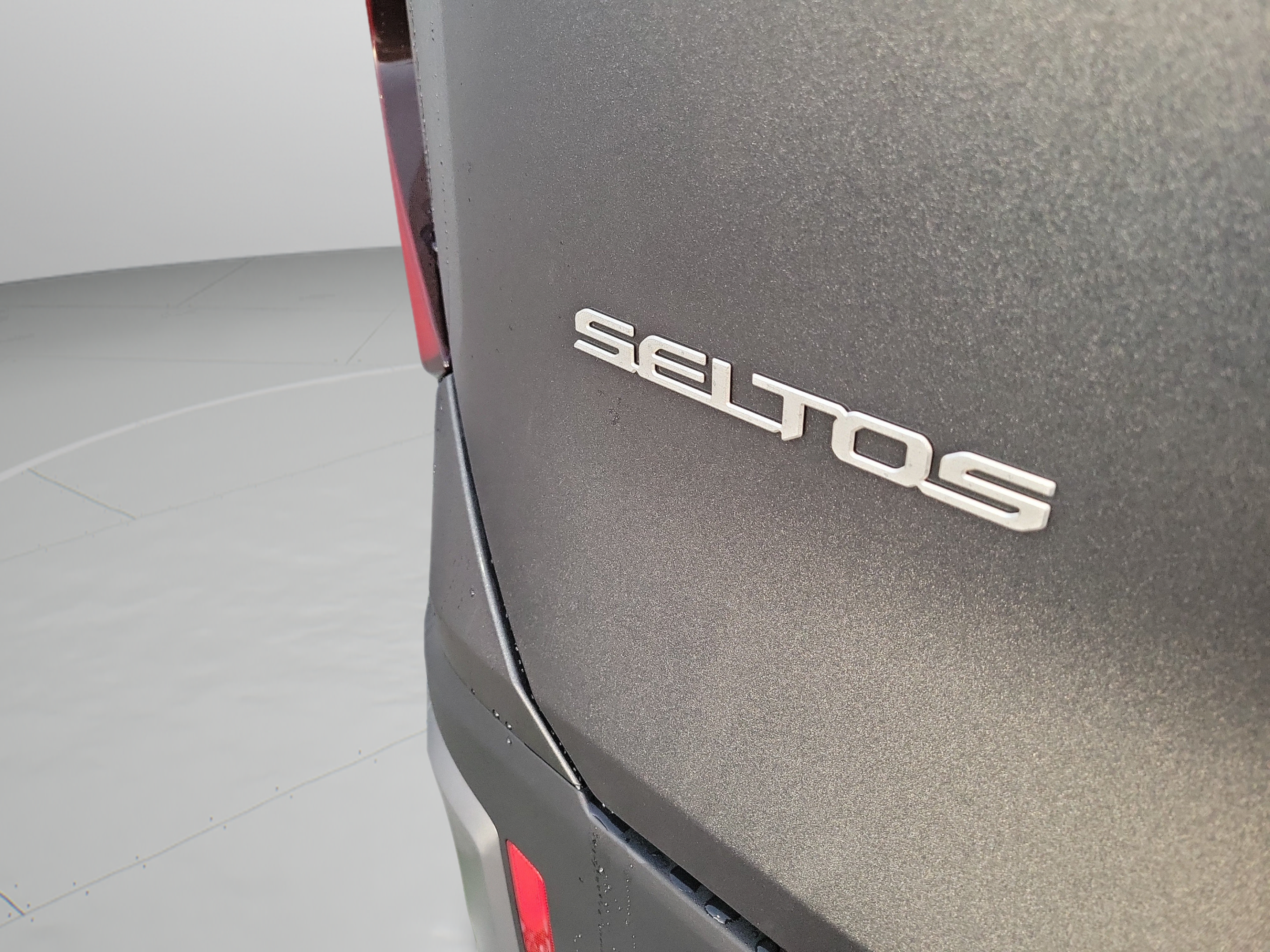 New 2027 Kia Seltos S FWD image 7
