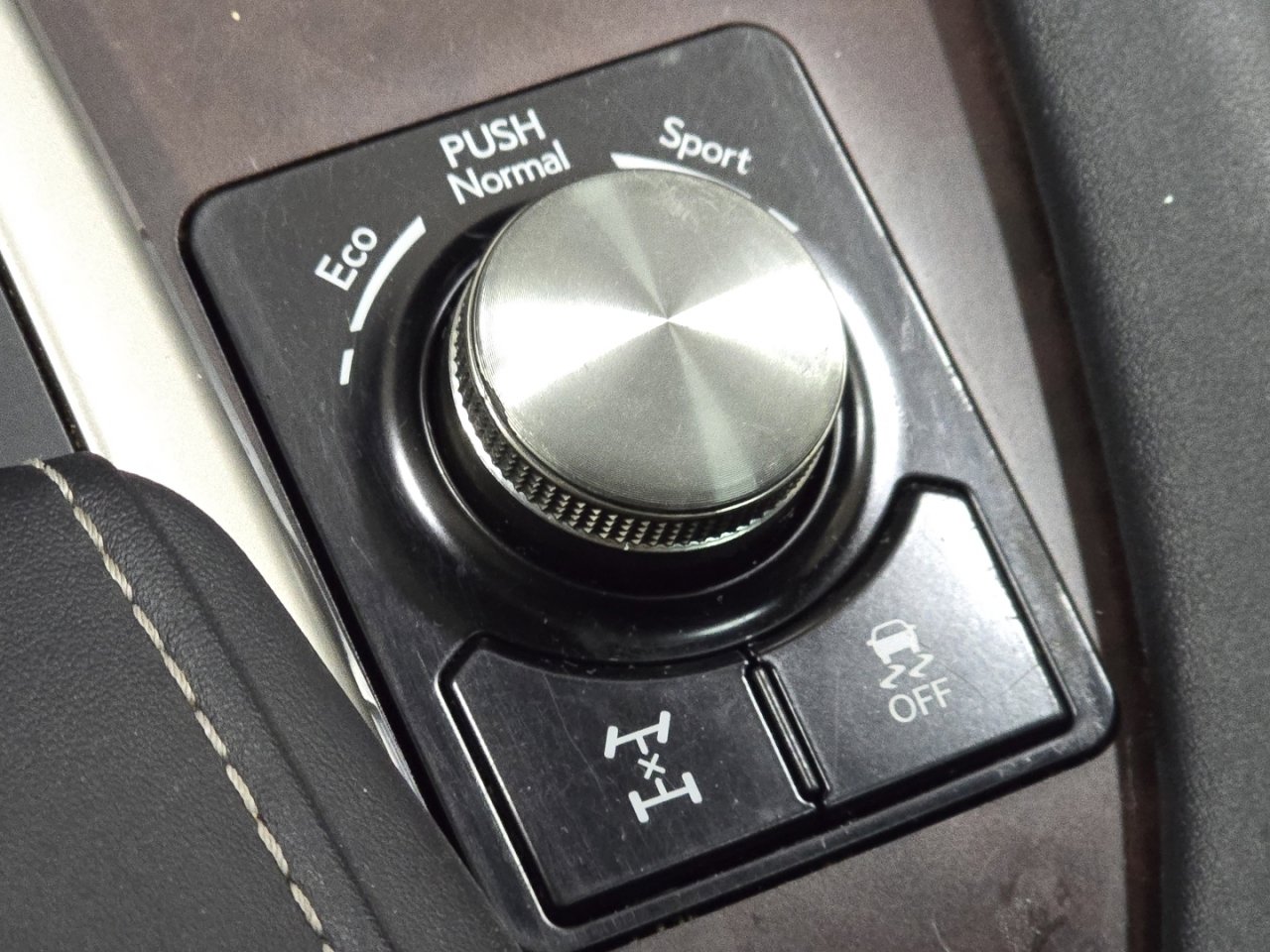 Used 2020 Lexus RX 350 AWD w/ Premium Package image 8