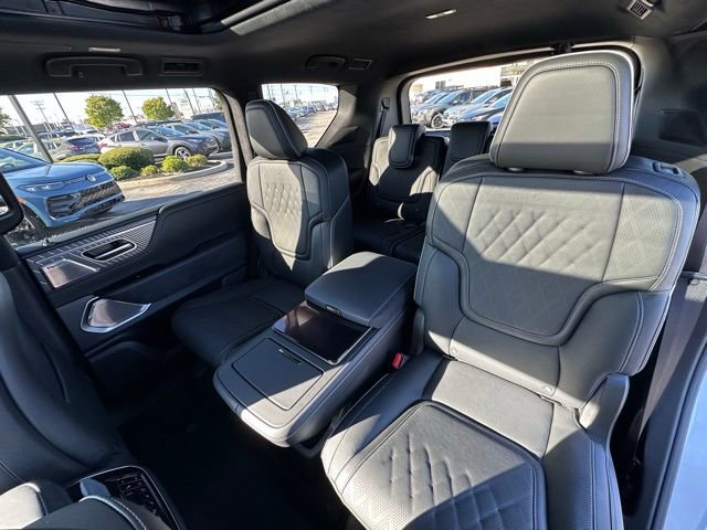 New 2026 INFINITI QX80 Autograph w/ Premium Cargo Package image 36