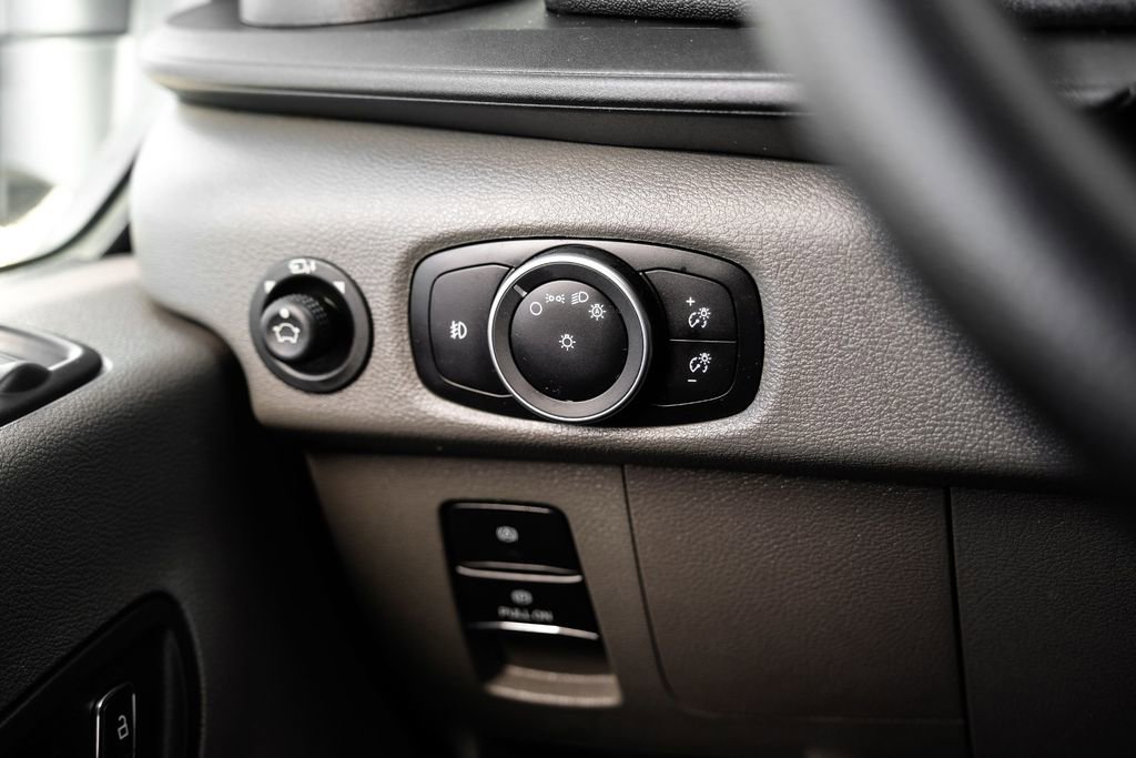 Used 2023 Ford Transit 350 XLT image 23