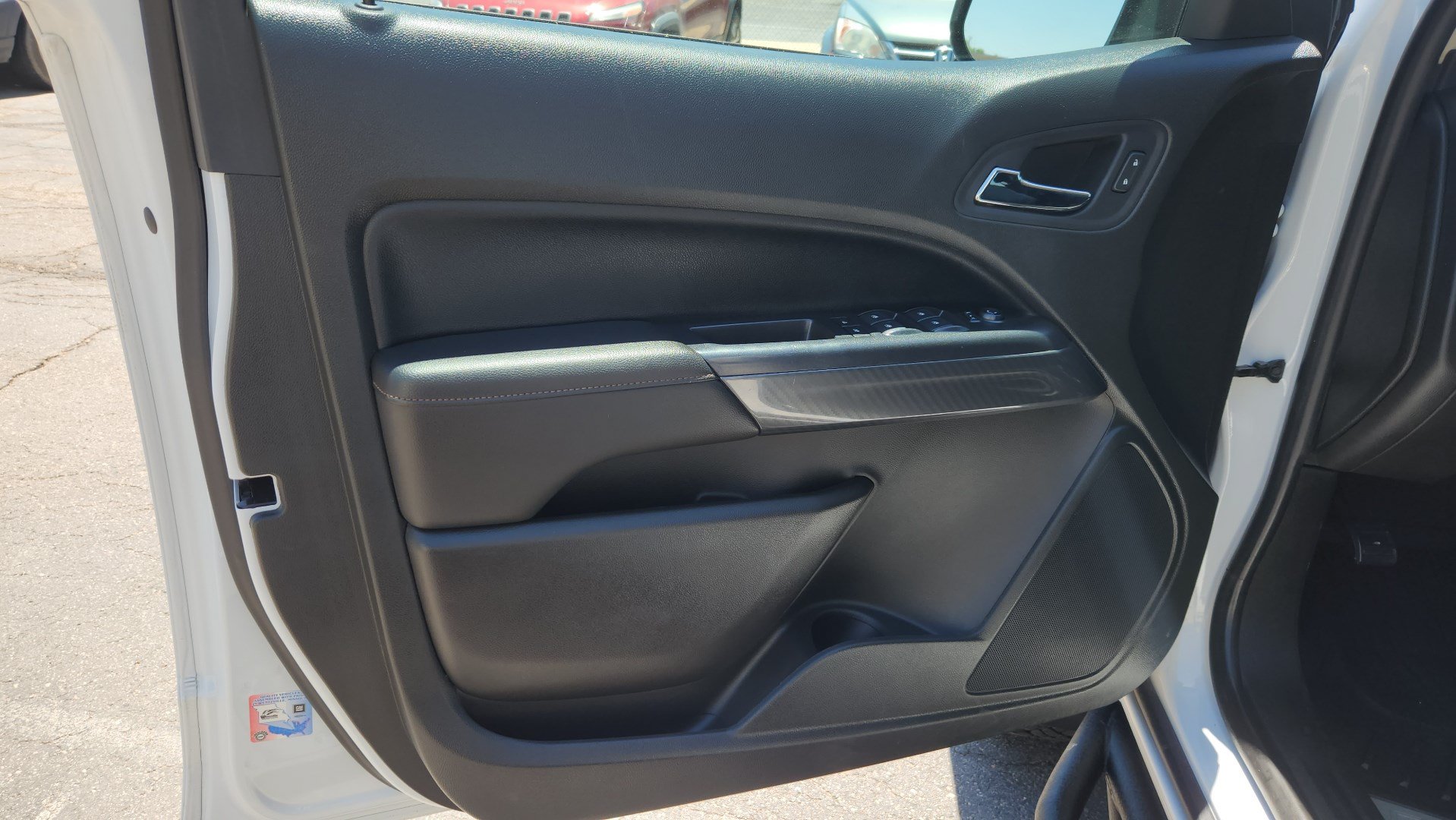 Used 2021 GMC Canyon AT4 w/ Driver Alert Package AWD/4WD image 18