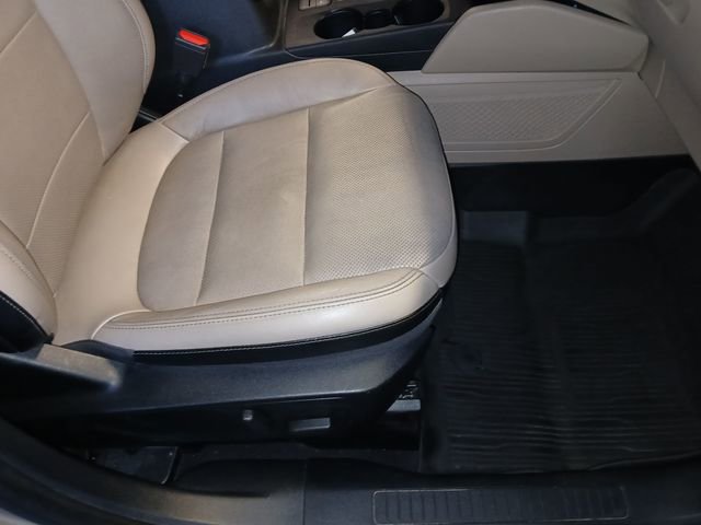 Certified 2020 Ford Escape Titanium AWD/4WD image 51