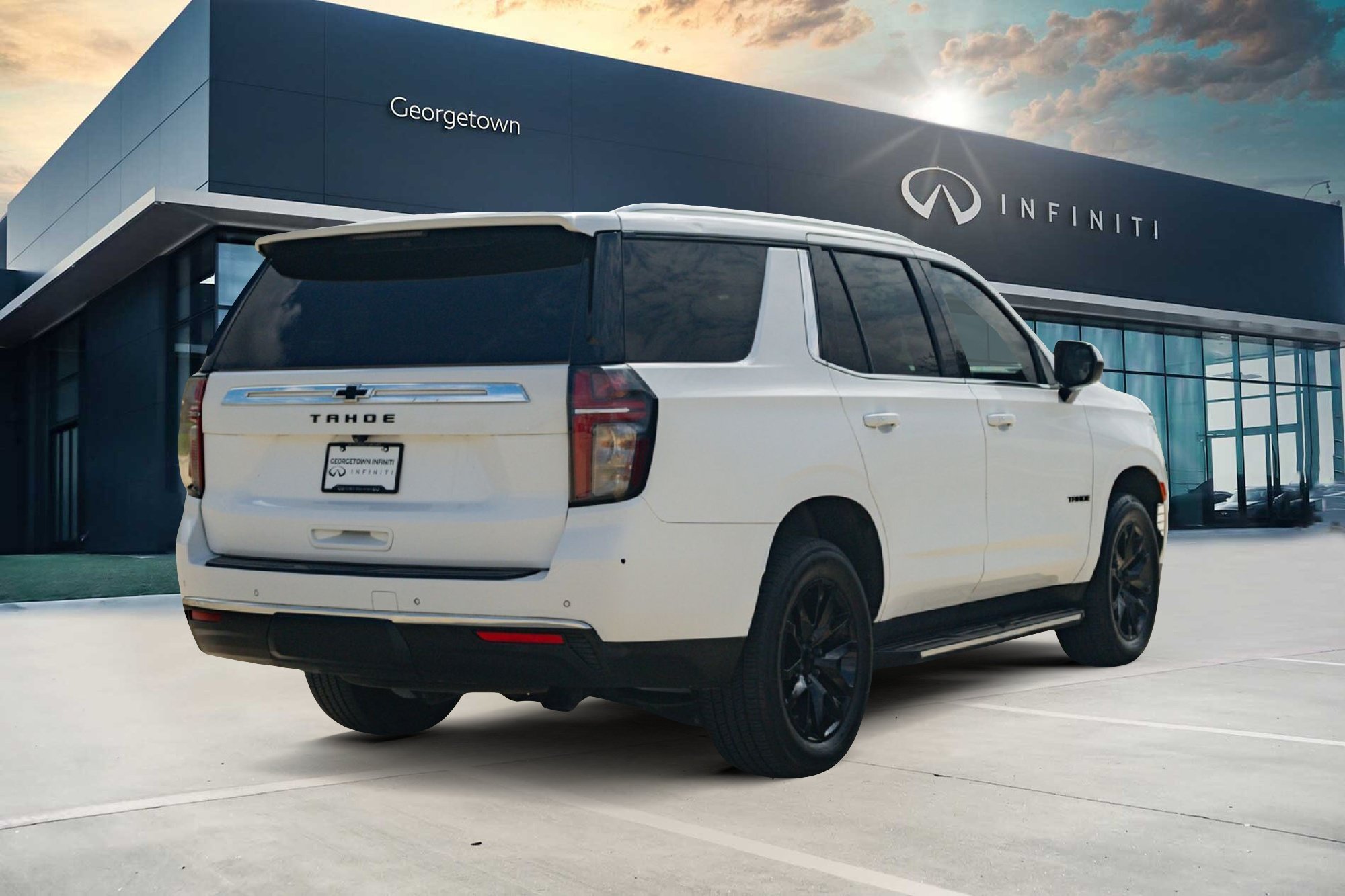 Used 2022 Chevrolet Tahoe LS w/ Driver Alert Package RWD image 5