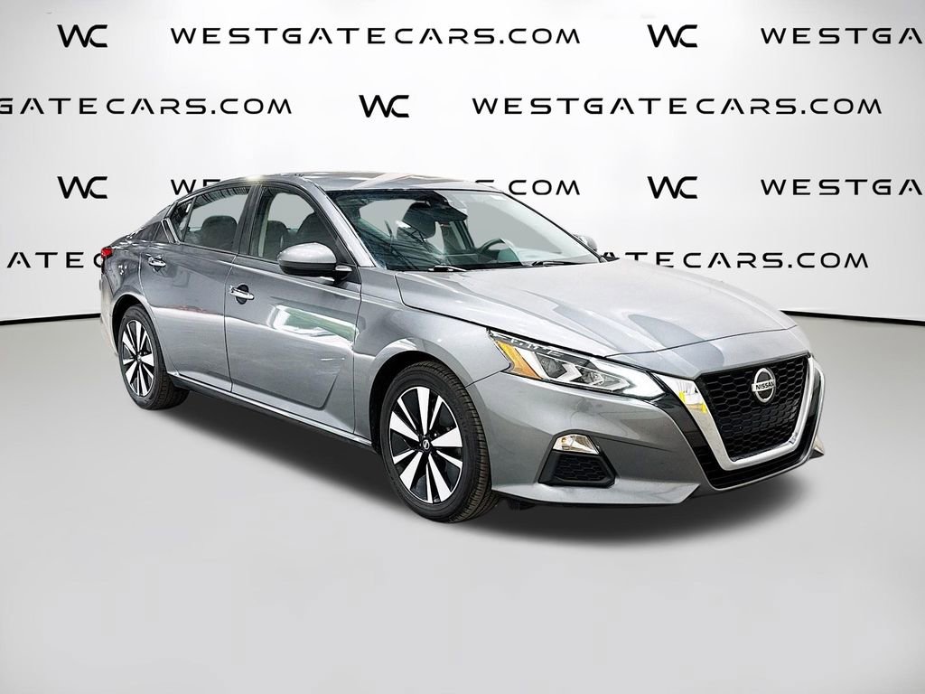 Used 2022 Nissan Altima 2.5 SV