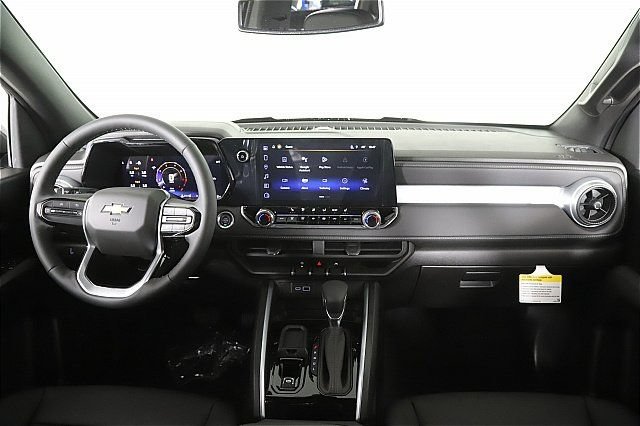 New 2025 Chevrolet Colorado LT w/ LT Convenience Package RWD image 9