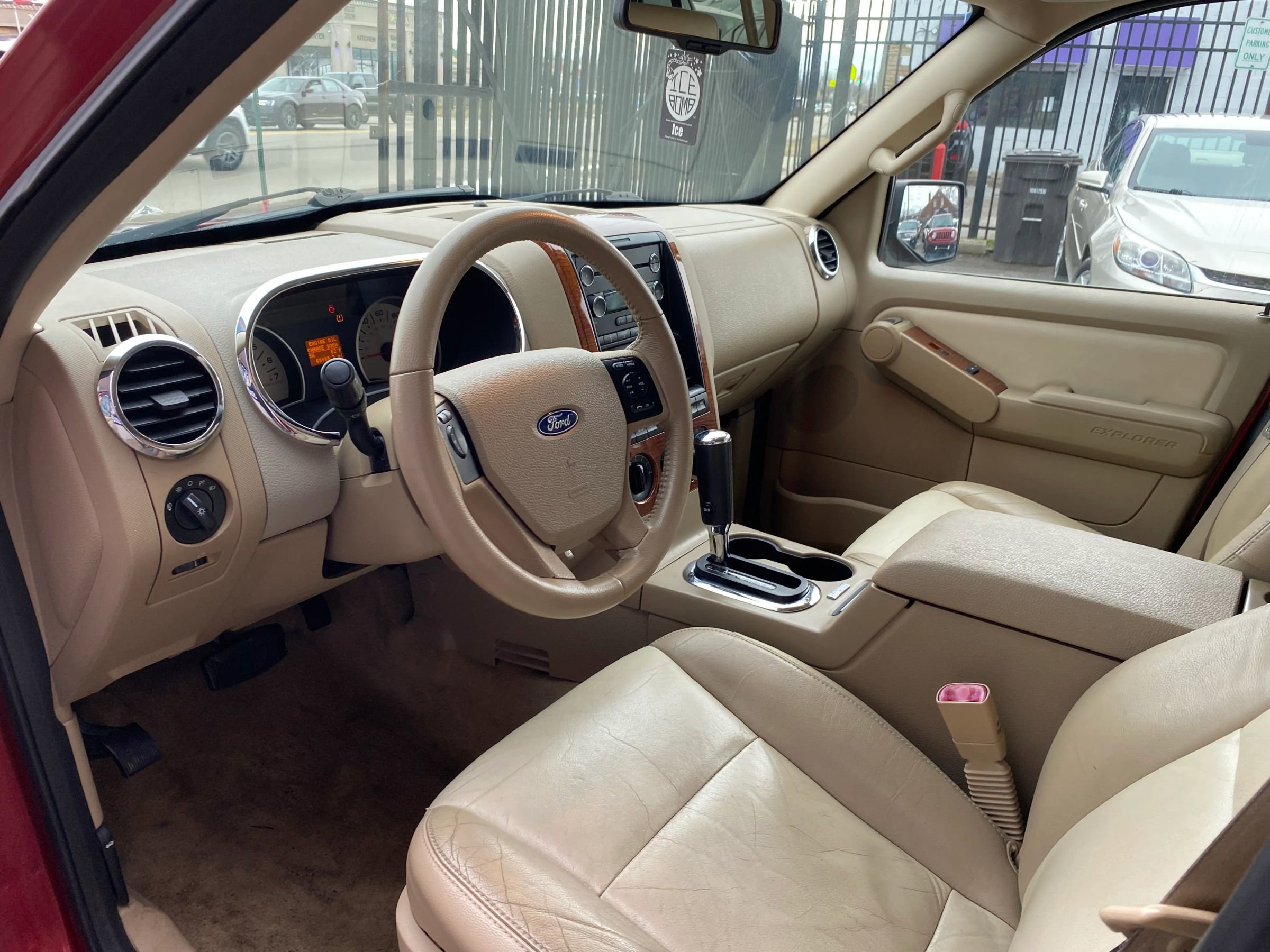 Used 2008 Ford Explorer Eddie Bauer AWD/4WD image 3