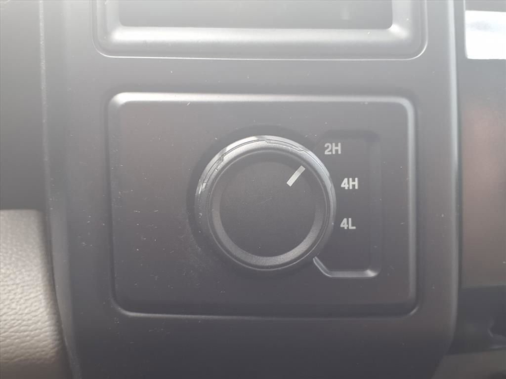 Used 2017 Ford F150 XL w/ Equipment Group 101A Mid AWD/4WD image 9