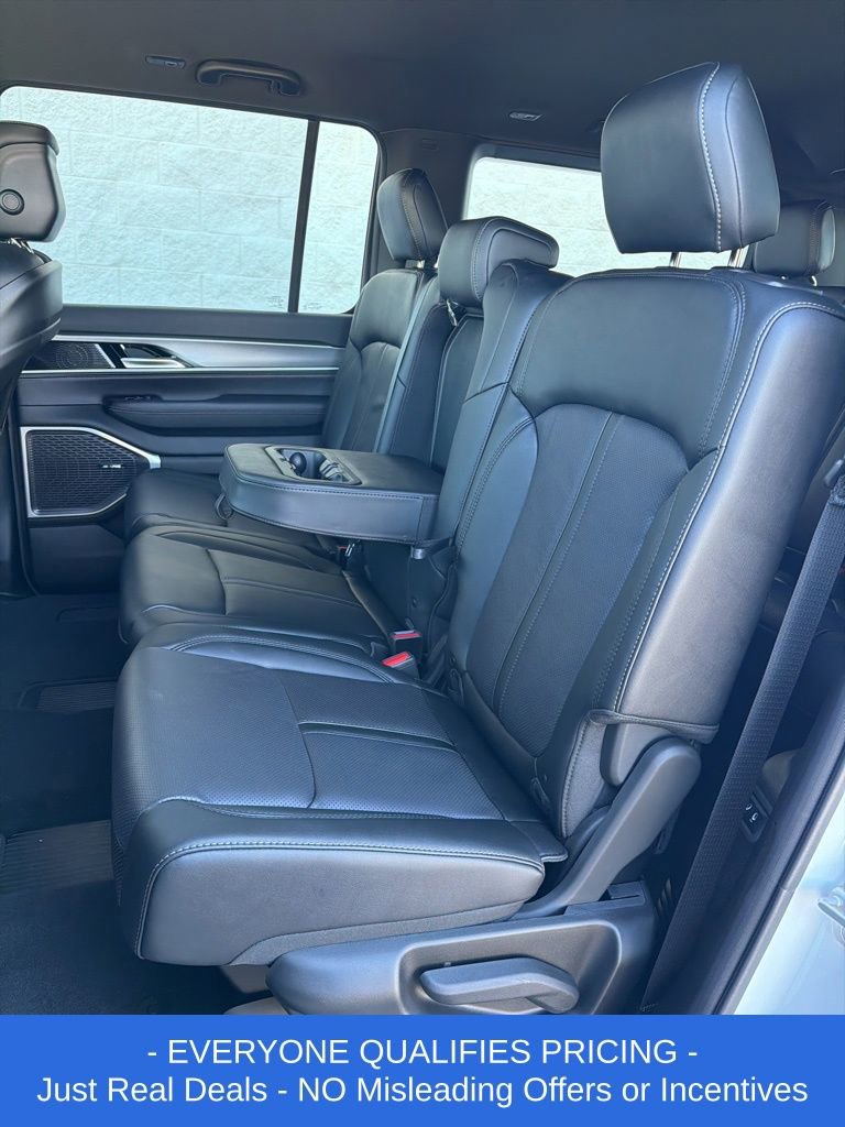 New 2026 Jeep Grand Wagoneer Limited image 25