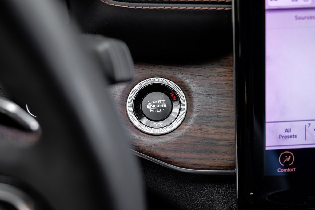 Used 2022 Jeep Grand Cherokee Summit image 30