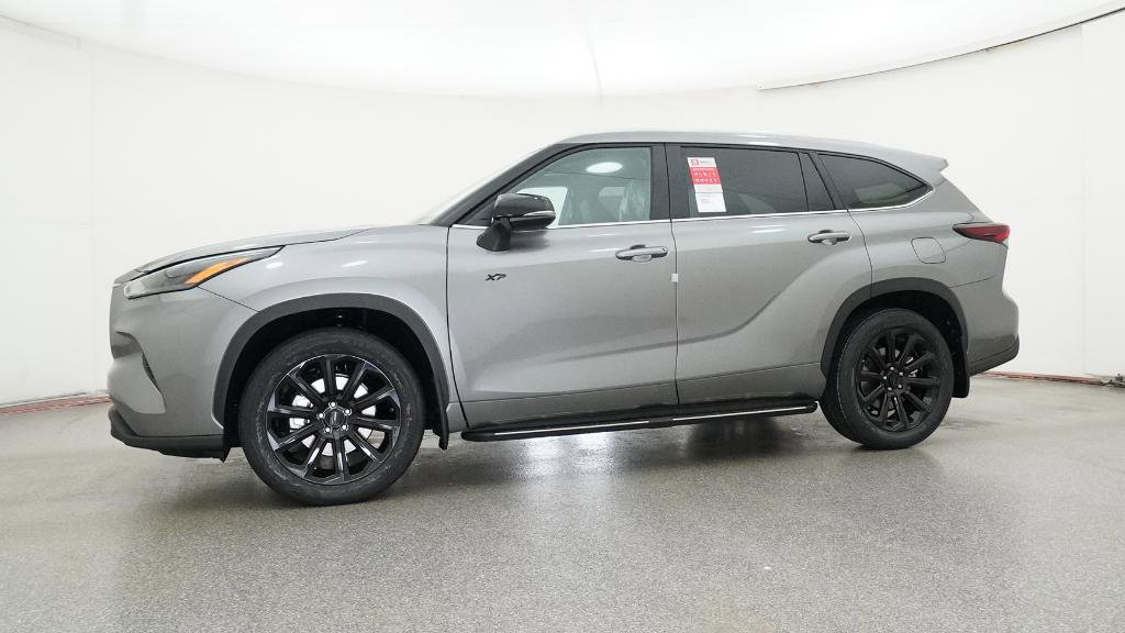 New 2025 Toyota Highlander XLE image 21
