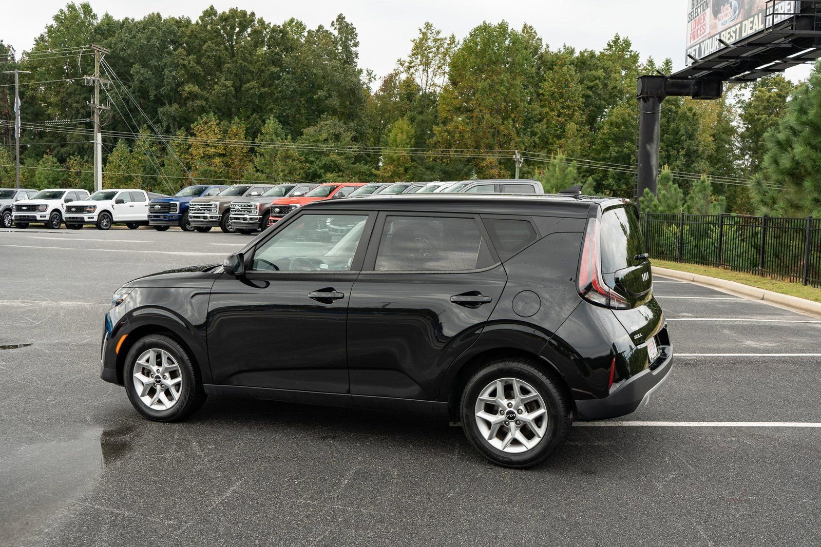 Used 2023 Kia Soul LX w/ Option Group 015 image 7