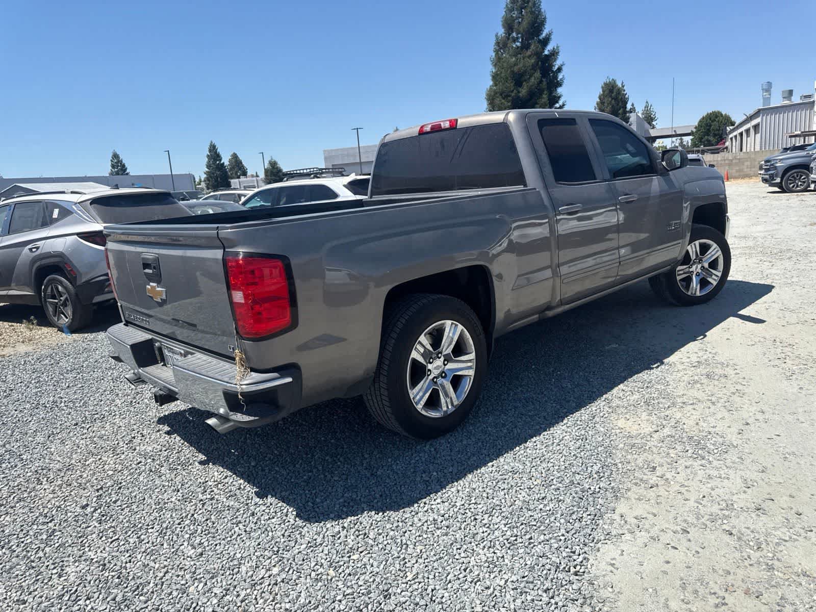 Used 2017 Chevrolet Silverado 1500 LT w/ Texas Edition RWD image 5