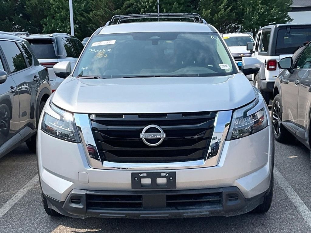 Certified 2024 Nissan Pathfinder SV w/ Cargo Package AWD/4WD image 2