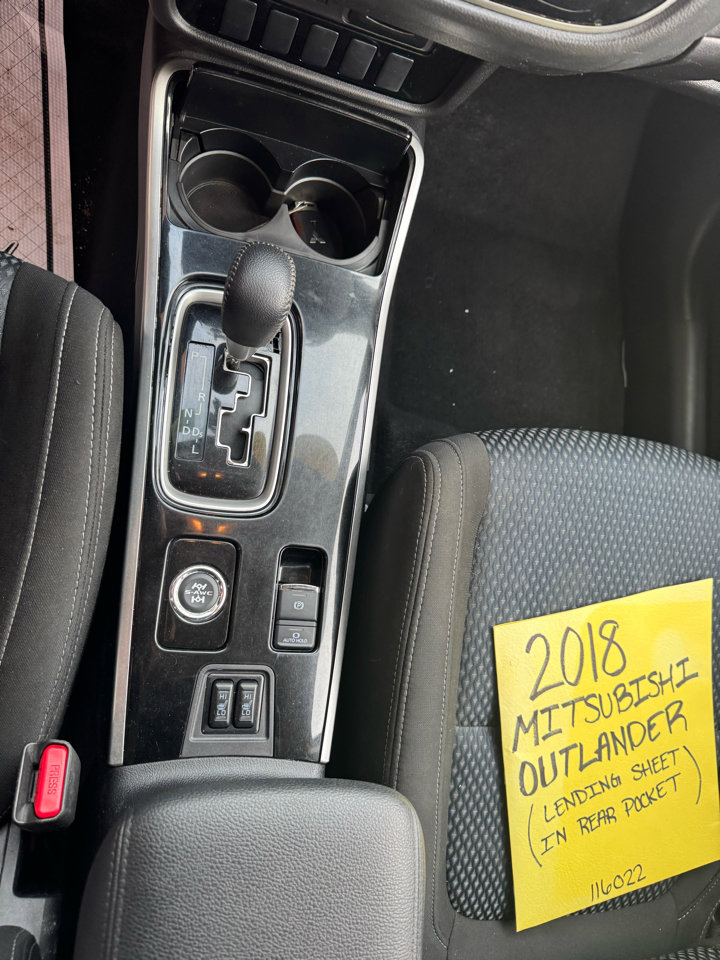 Used 2018 Mitsubishi Outlander ES image 10
