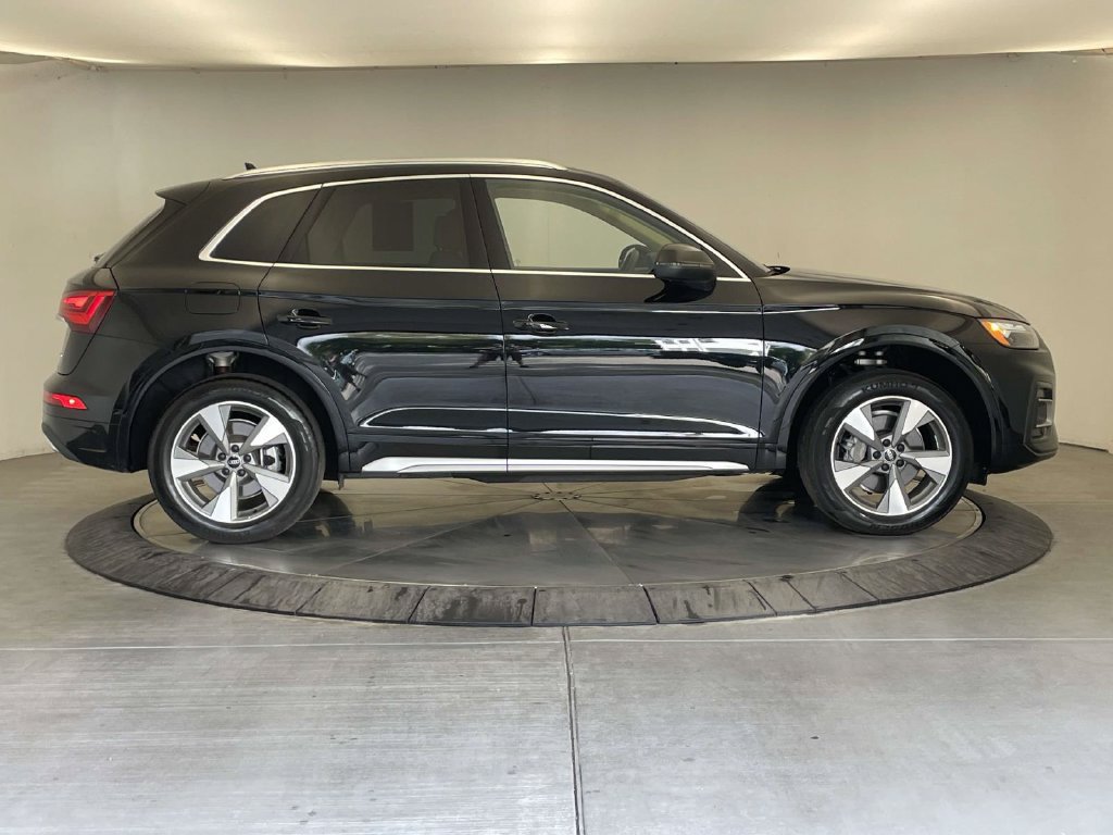 Certified 2023 Audi Q5 2.0T Premium Plus w/ Premium Plus Package AWD/4WD image 8