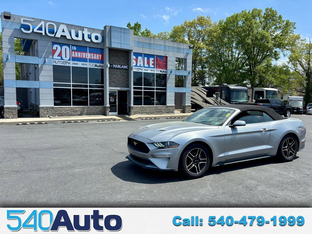 Used 2022 Ford Mustang Premium RWD image 1