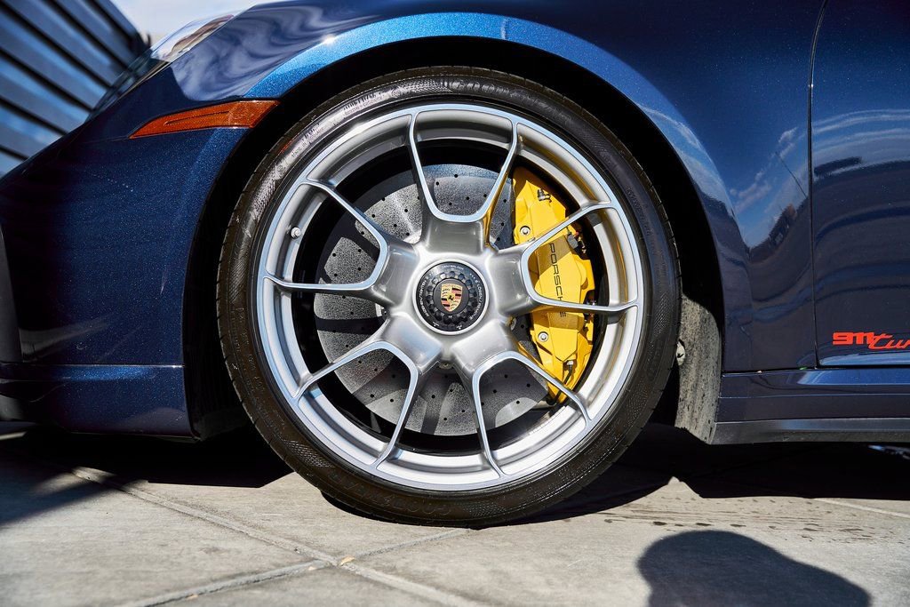 Used 2021 Porsche 911 Turbo S image 3