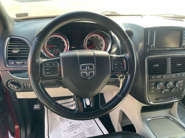 Used 2019 Dodge Grand Caravan SXT FWD image 21