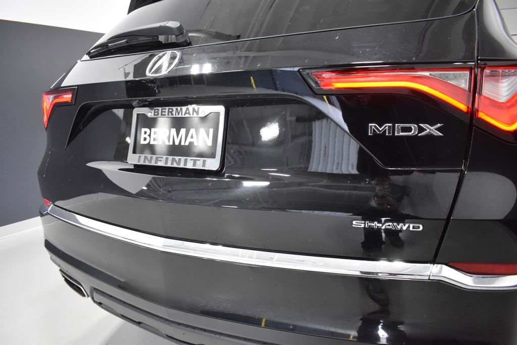 Used 2023 Acura MDX SH-AWD image 12