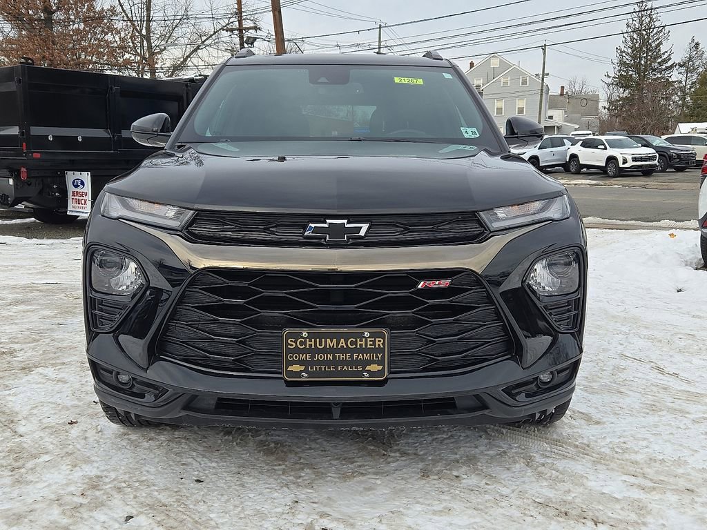 Used 2023 Chevrolet TrailBlazer RS w/ Convenience Package image 2