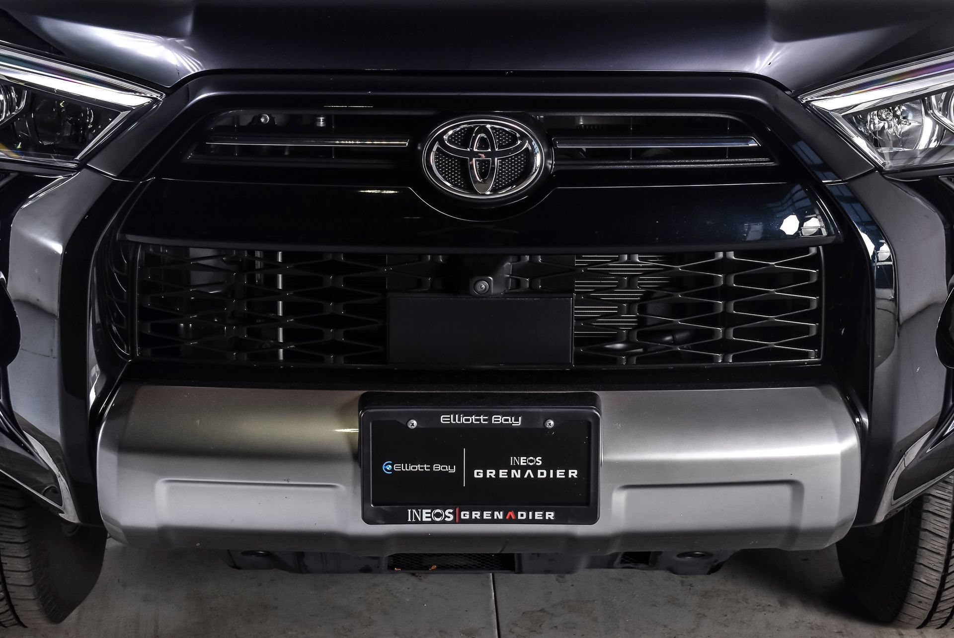 Used 2024 Toyota 4Runner TRD Off-Road Premium w/ Off Road Premium Plus Package AWD/4WD image 9