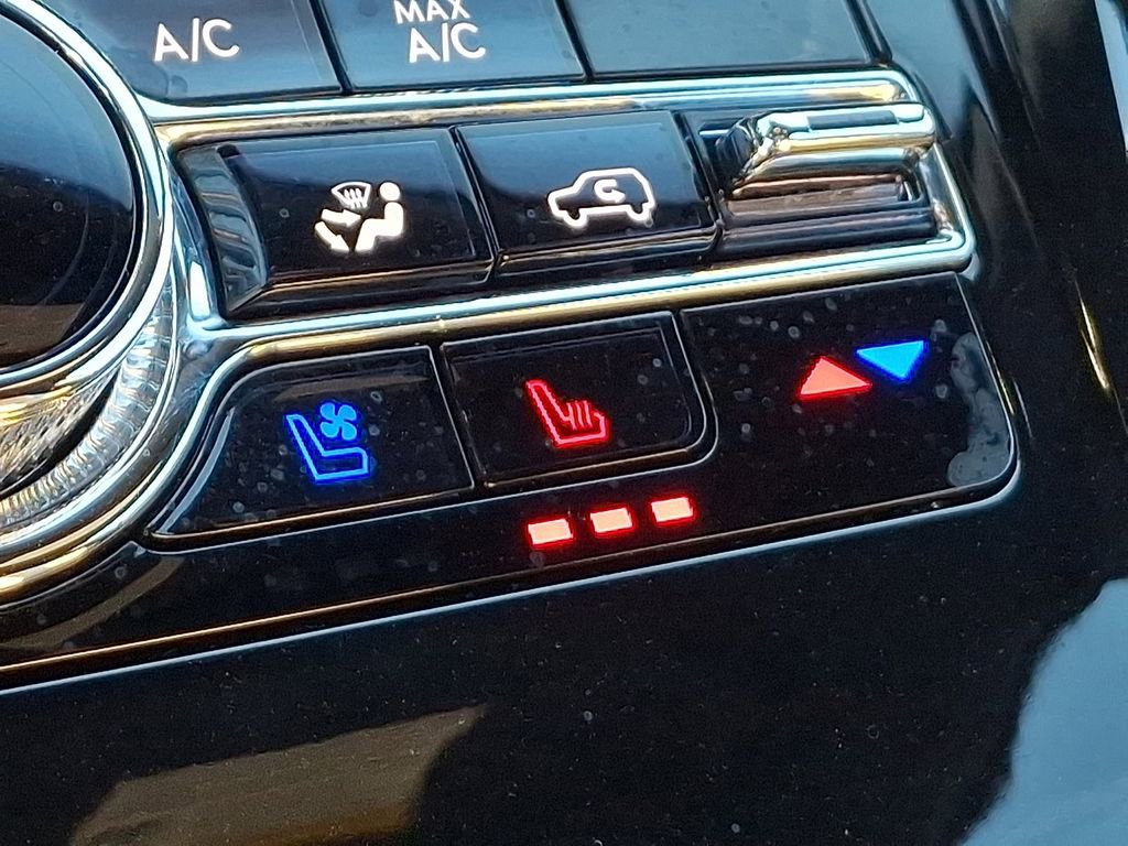 Used 2022 Lincoln Corsair Reserve image 26