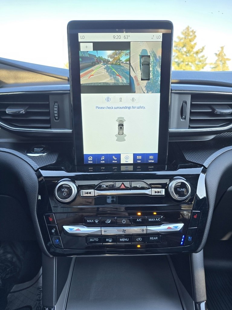 Used 2023 Ford Explorer ST w/ Equipment Group 401A image 4